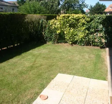 - 2 Pieces - Vue Jardin *